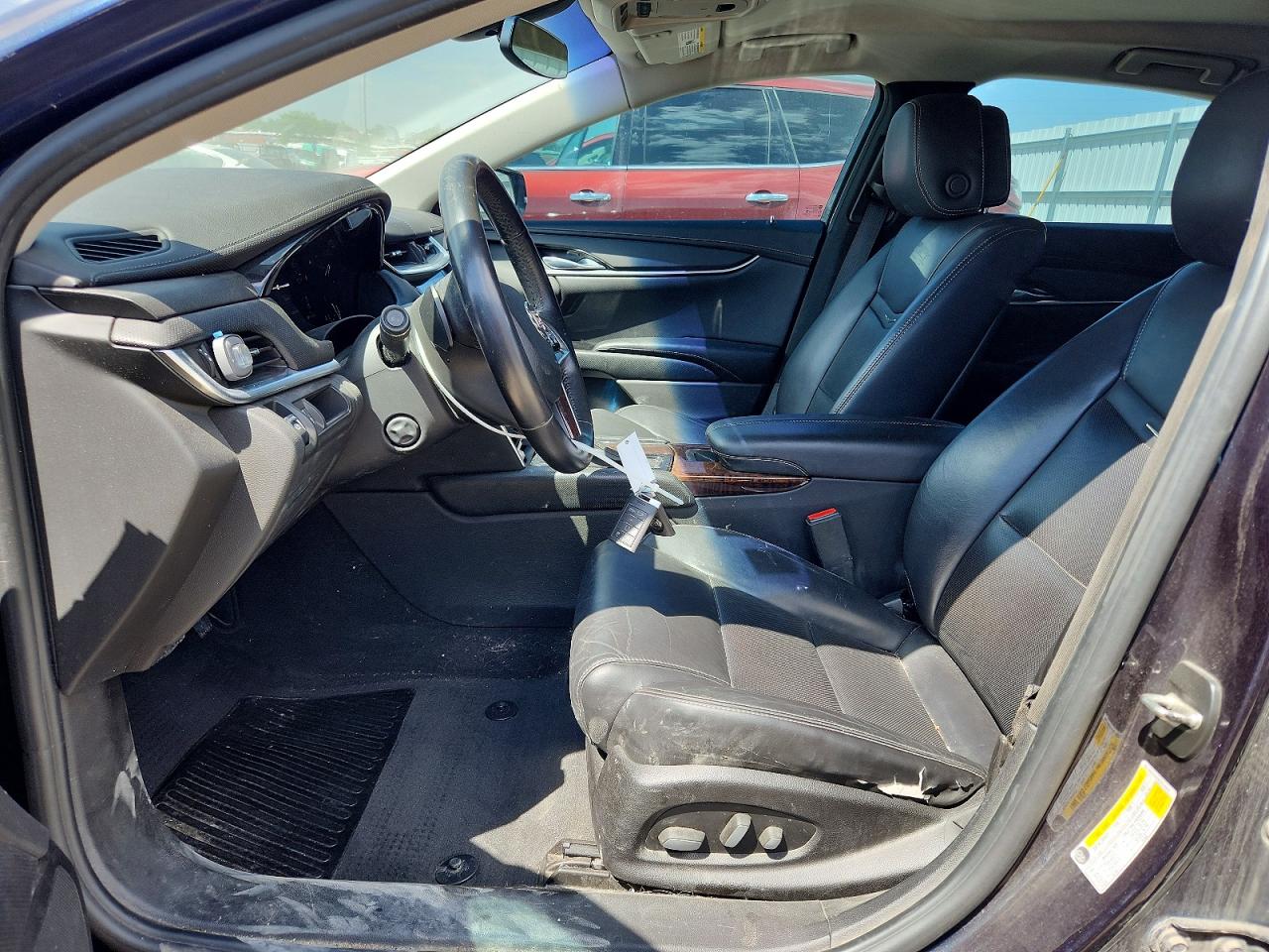 2014 CADILLAC XTS photo 13