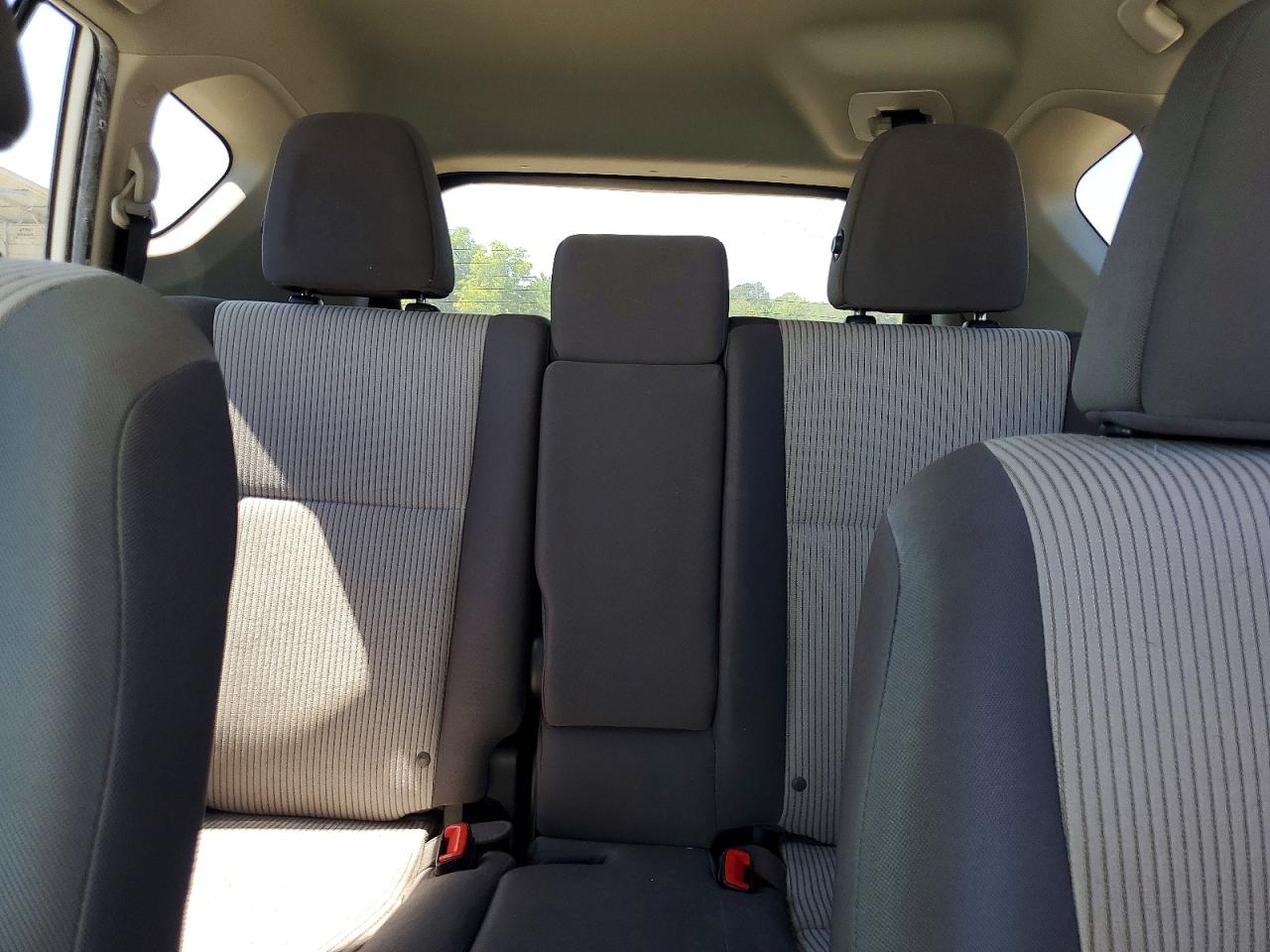 2013 TOYOTA RAV4 LE photo 19