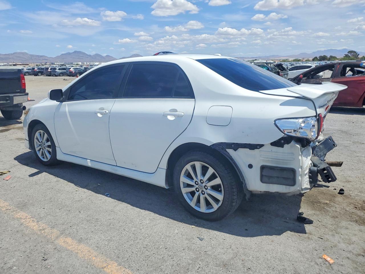 2010 TOYOTA COROLLA S photo 3
