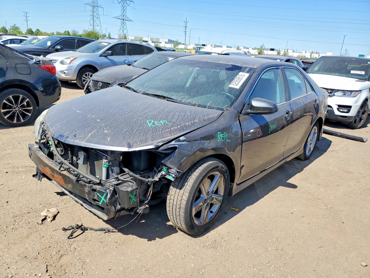 2014 TOYOTA CAMRY