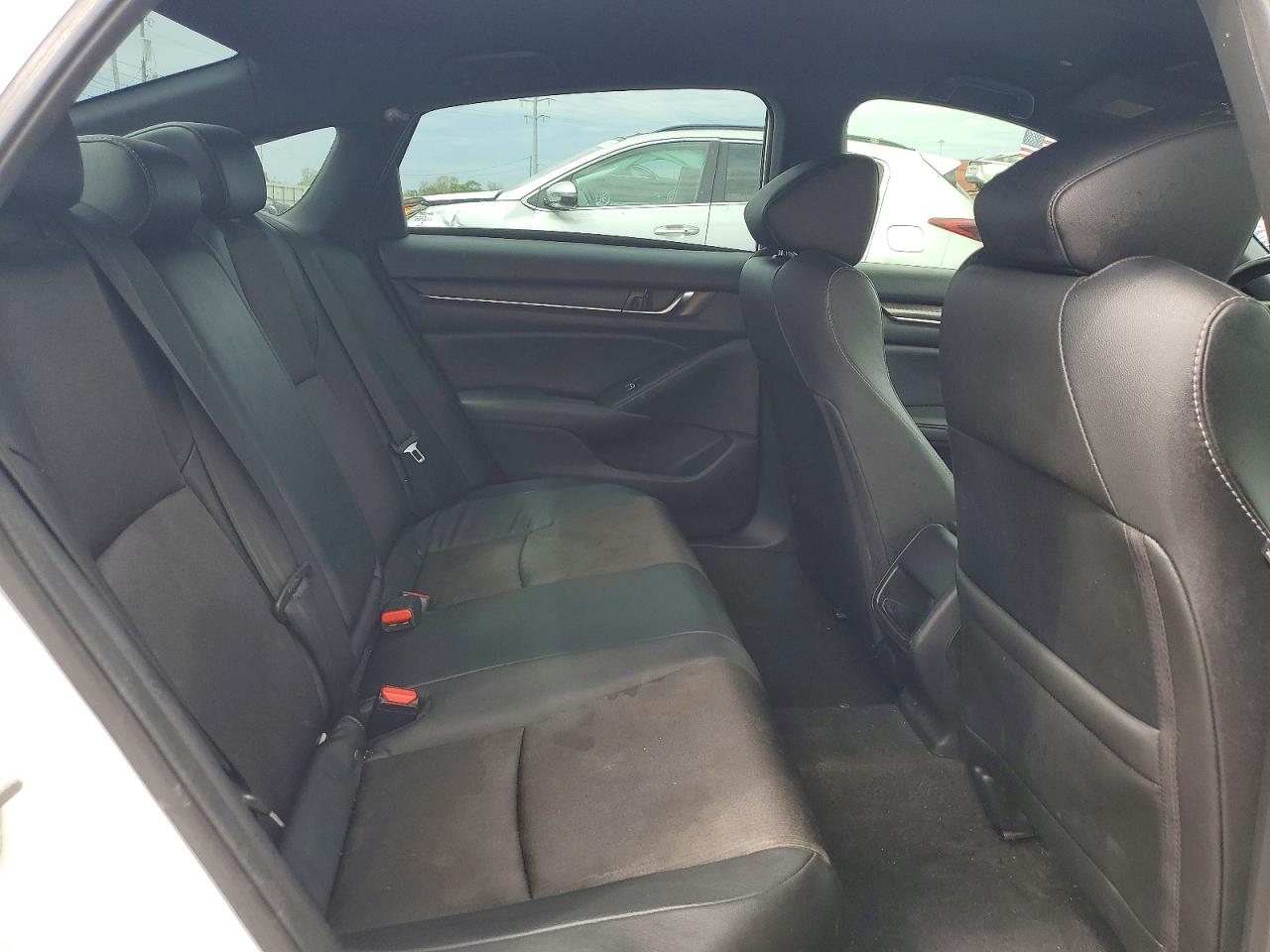 2020 HONDA ACCORD SPORT photo 19