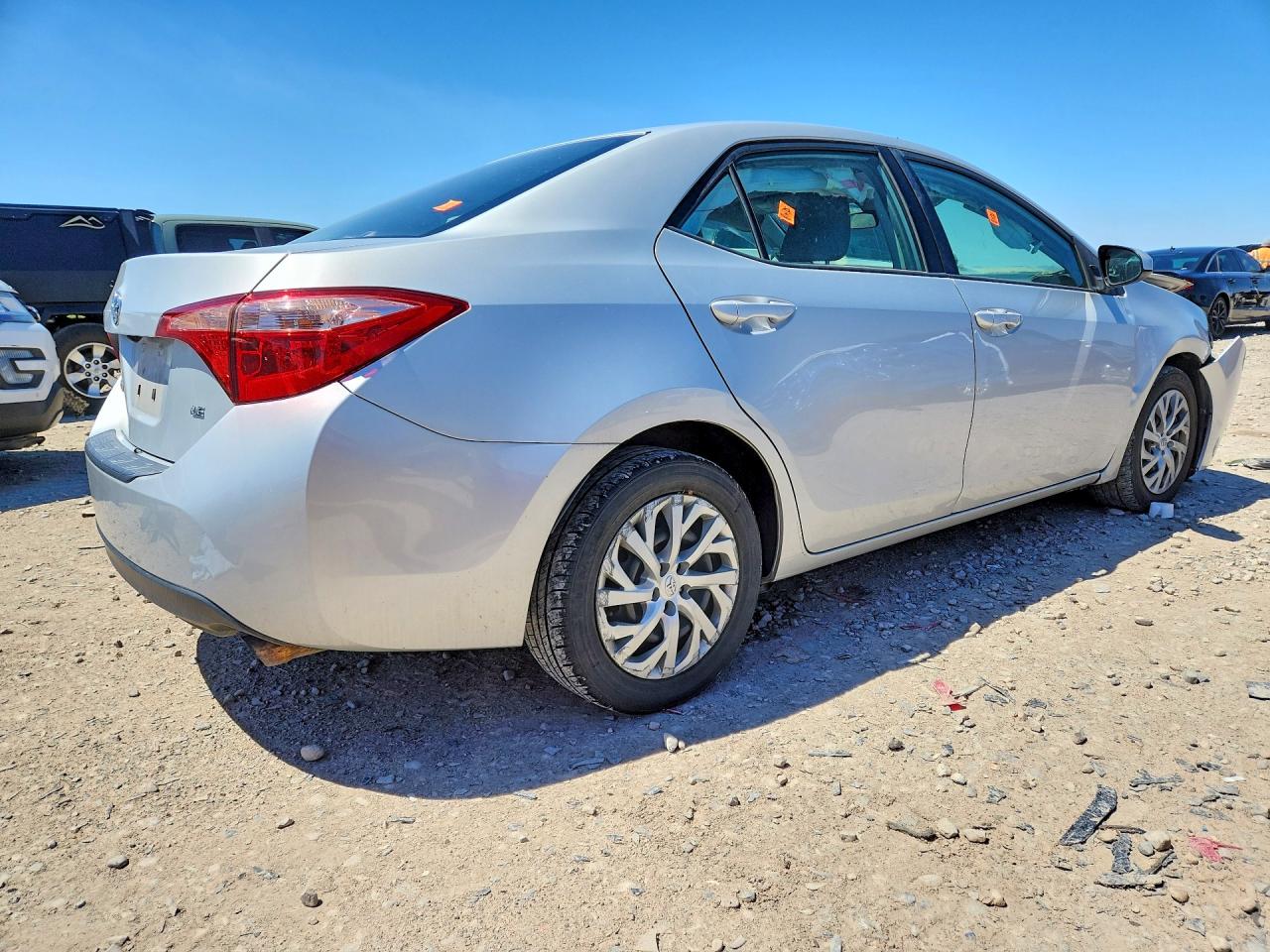 2019 TOYOTA COROLLA LE photo 7