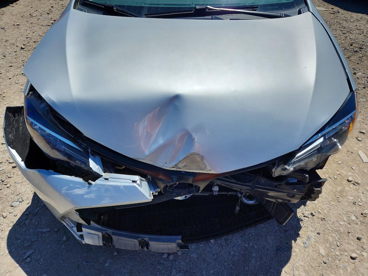 2019 TOYOTA COROLLA LE photo 31