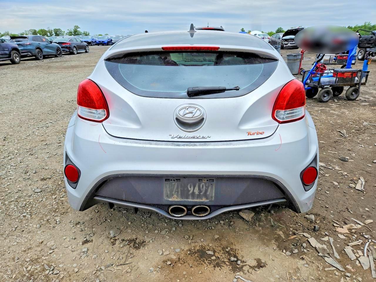2013 HYUNDAI VELOSTER TURBO photo 16