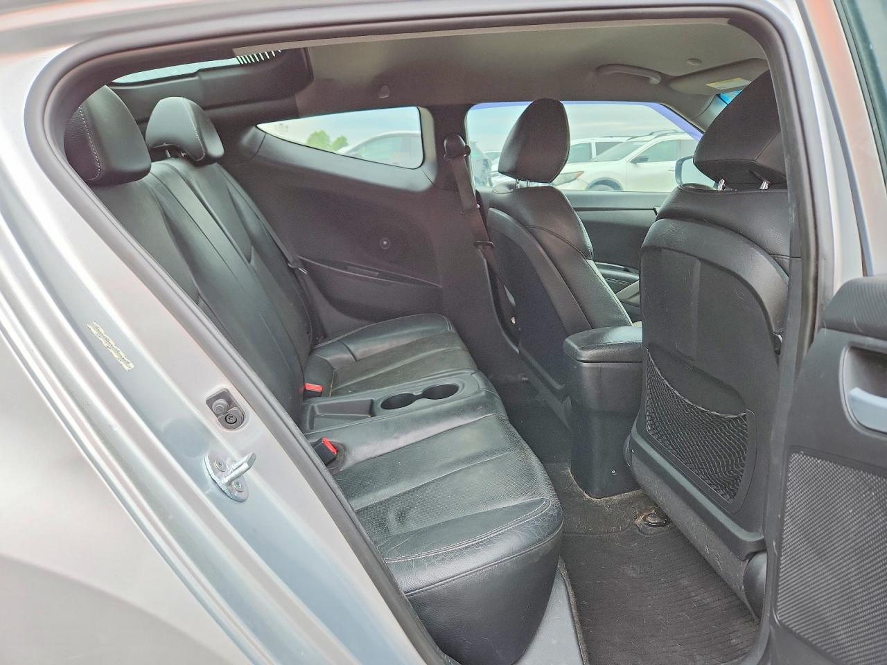 2013 HYUNDAI VELOSTER TURBO photo 28