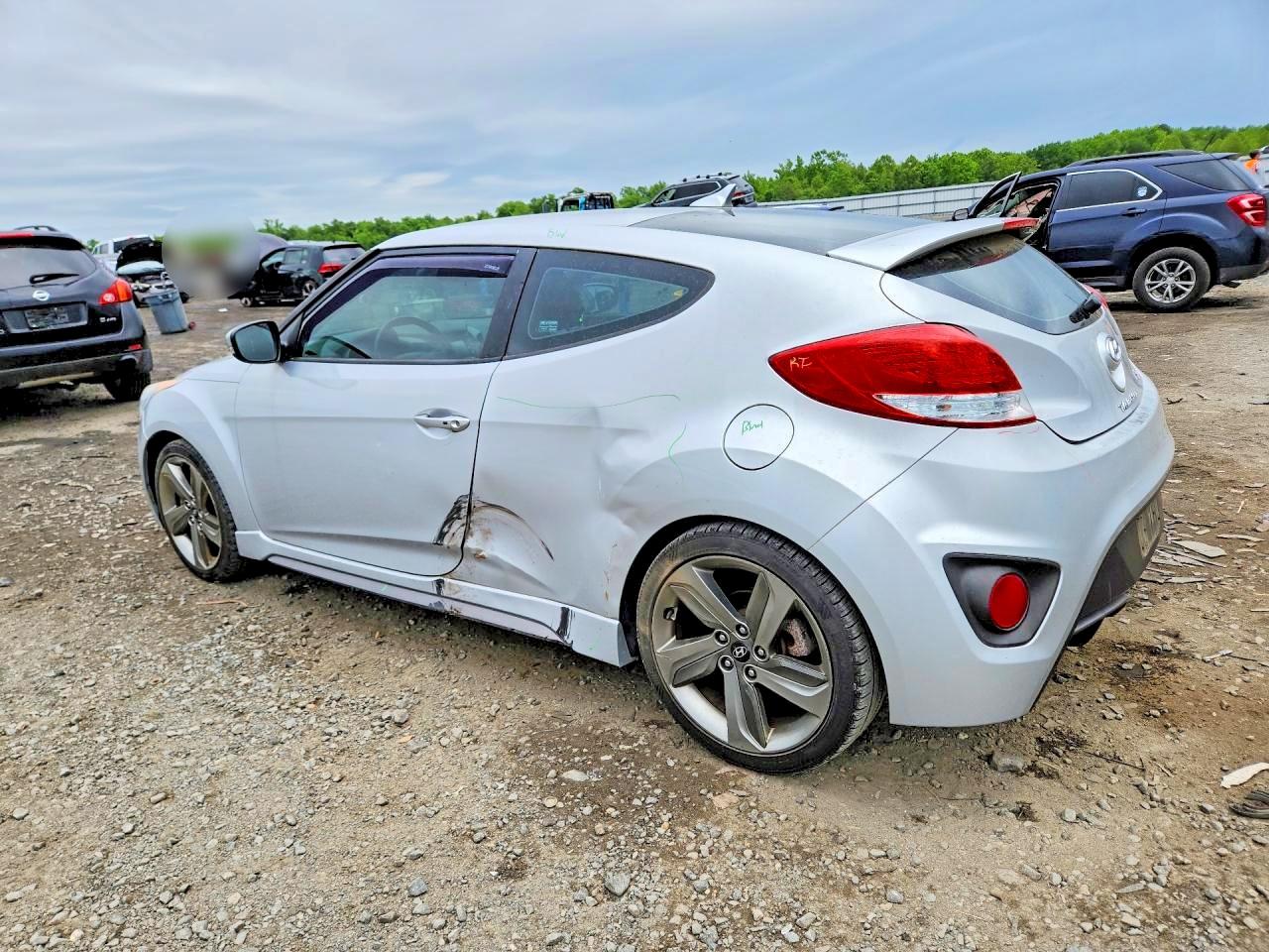 2013 HYUNDAI VELOSTER TURBO photo 4