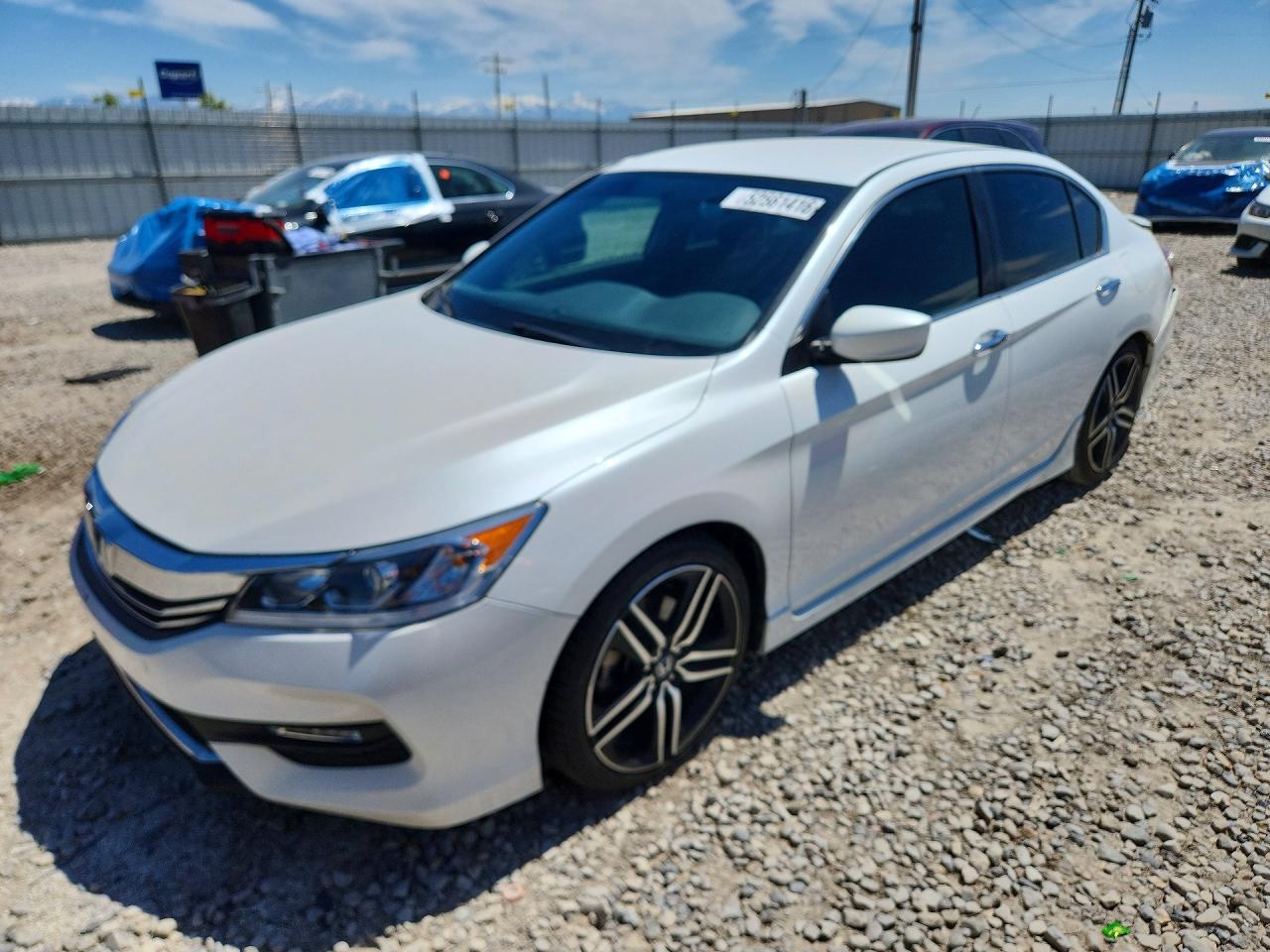 2017 HONDA ACCORD
