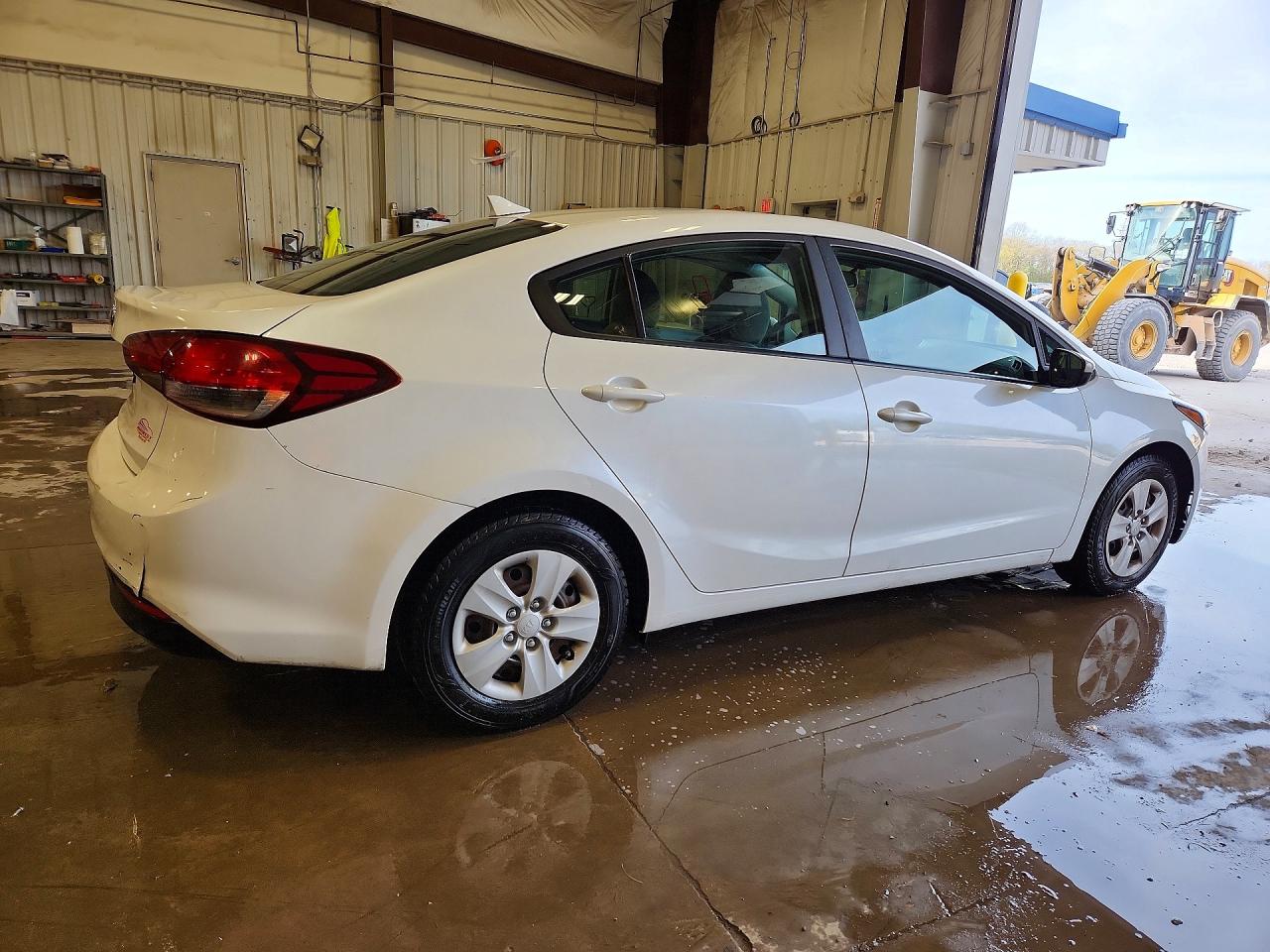 2017 KIA FORTE LX photo 7