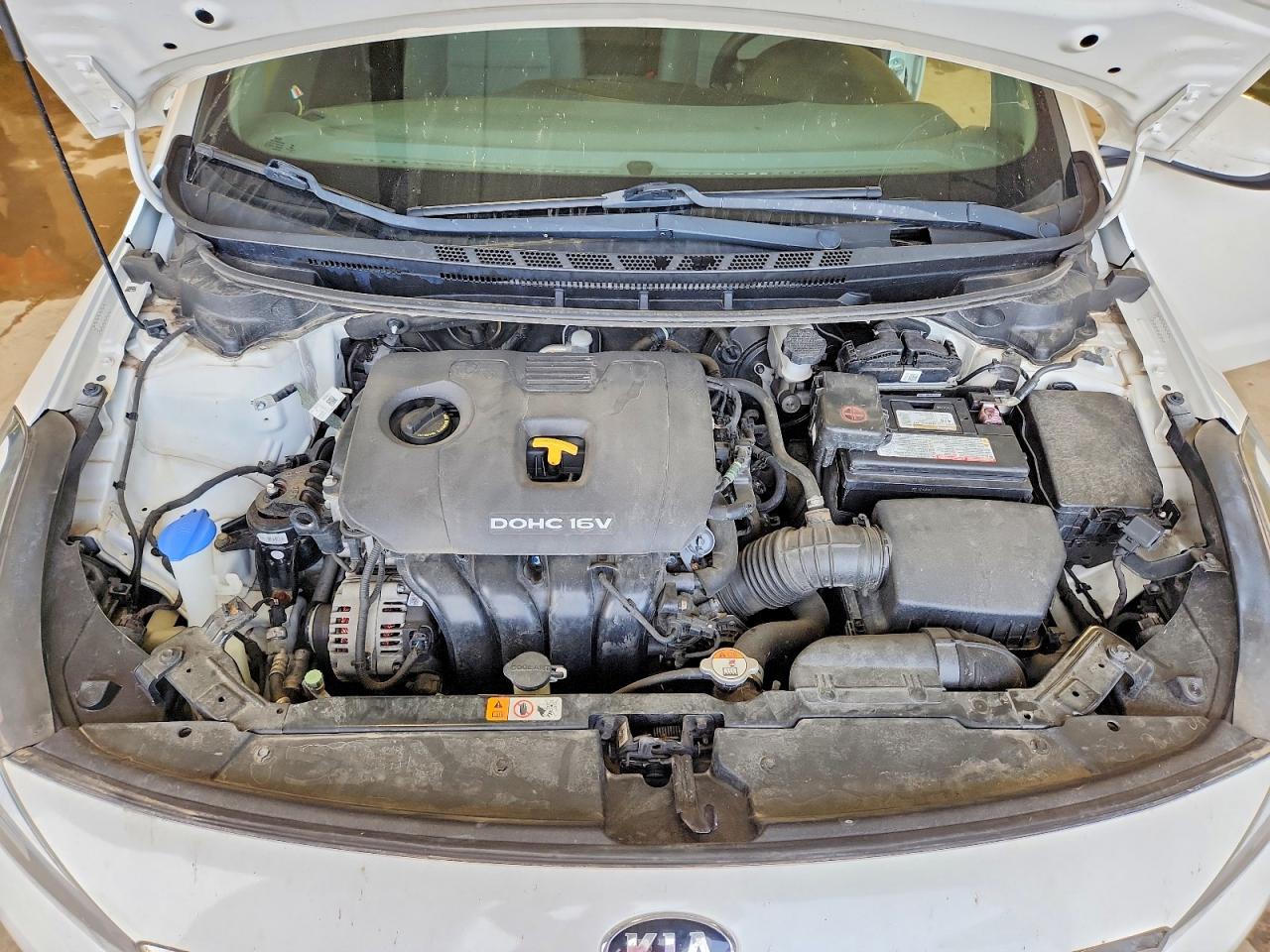2017 KIA FORTE LX photo 31