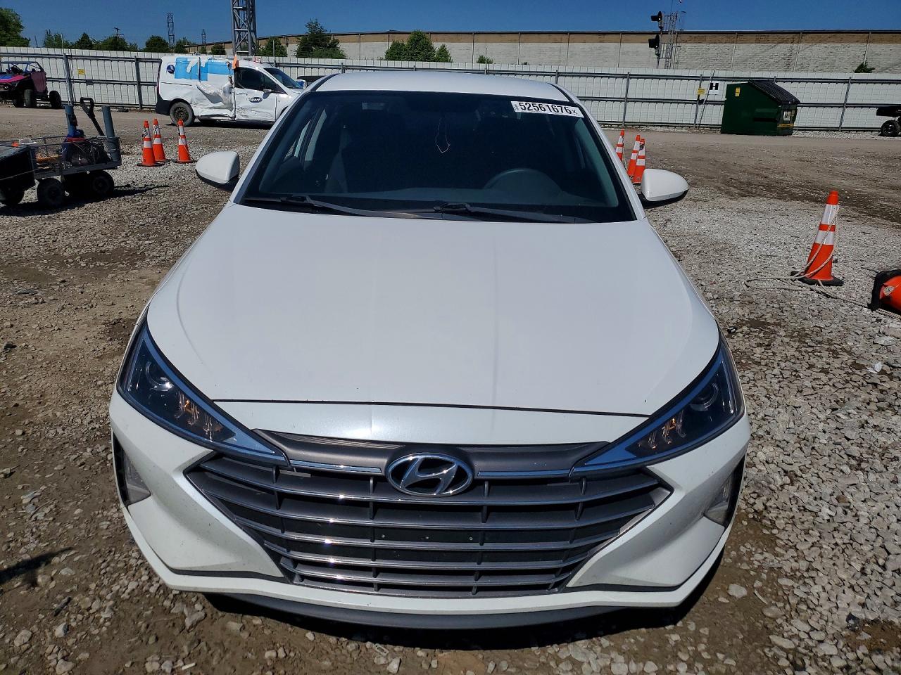 2019 HYUNDAI ELANTRA SE photo 5