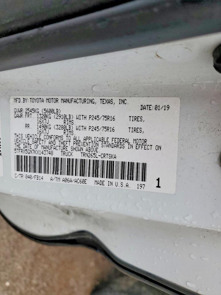 2019 TOYOTA TACOMA SR photo 34