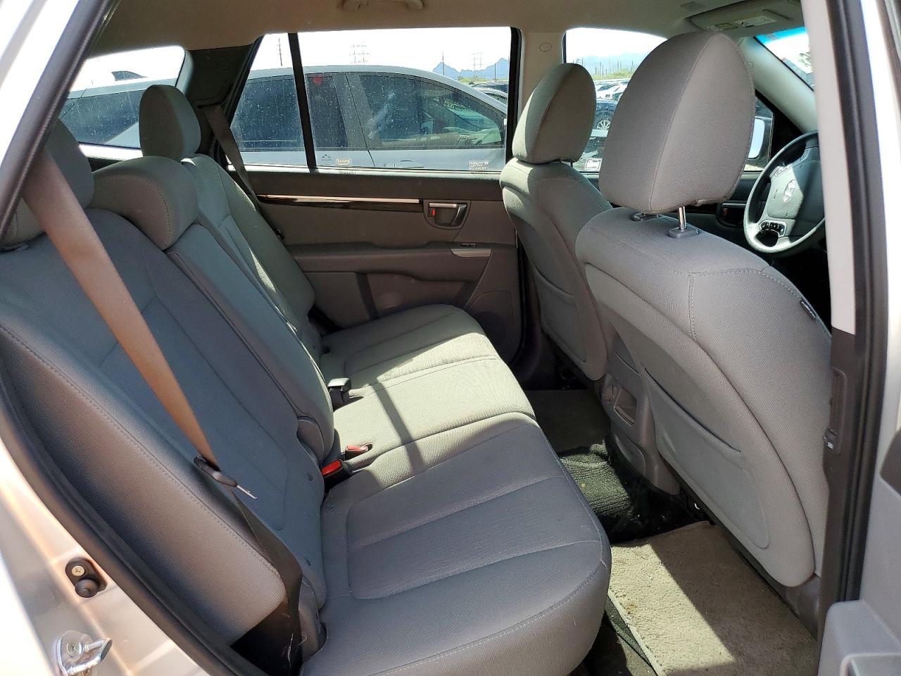 2011 HYUNDAI SANTA FE GLS photo 28