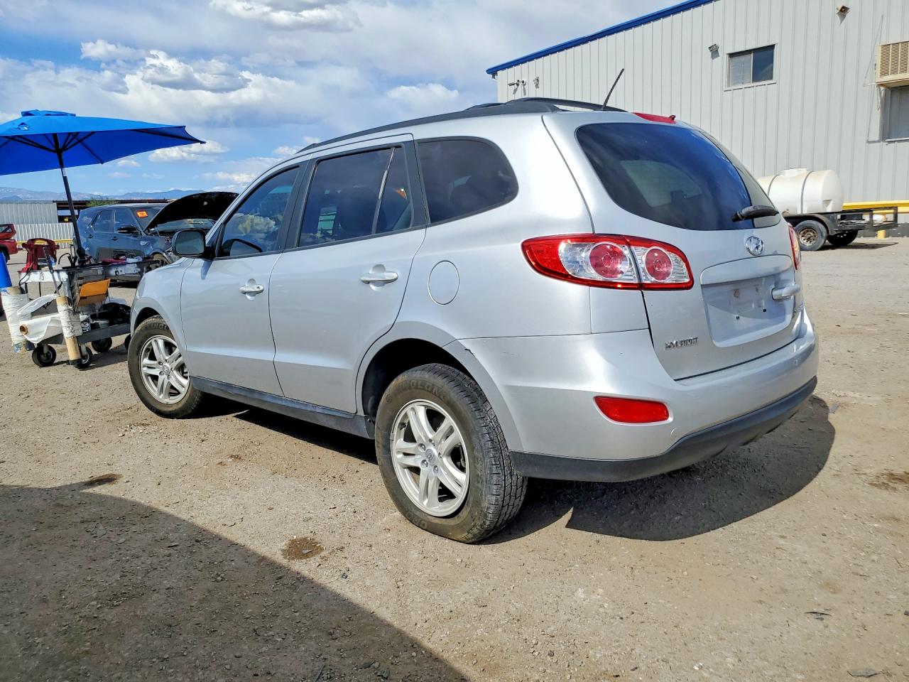2011 HYUNDAI SANTA FE GLS photo 4