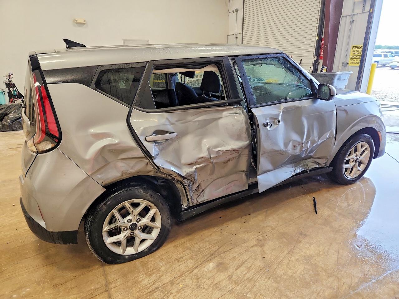 2025 KIA SOUL LX photo 5