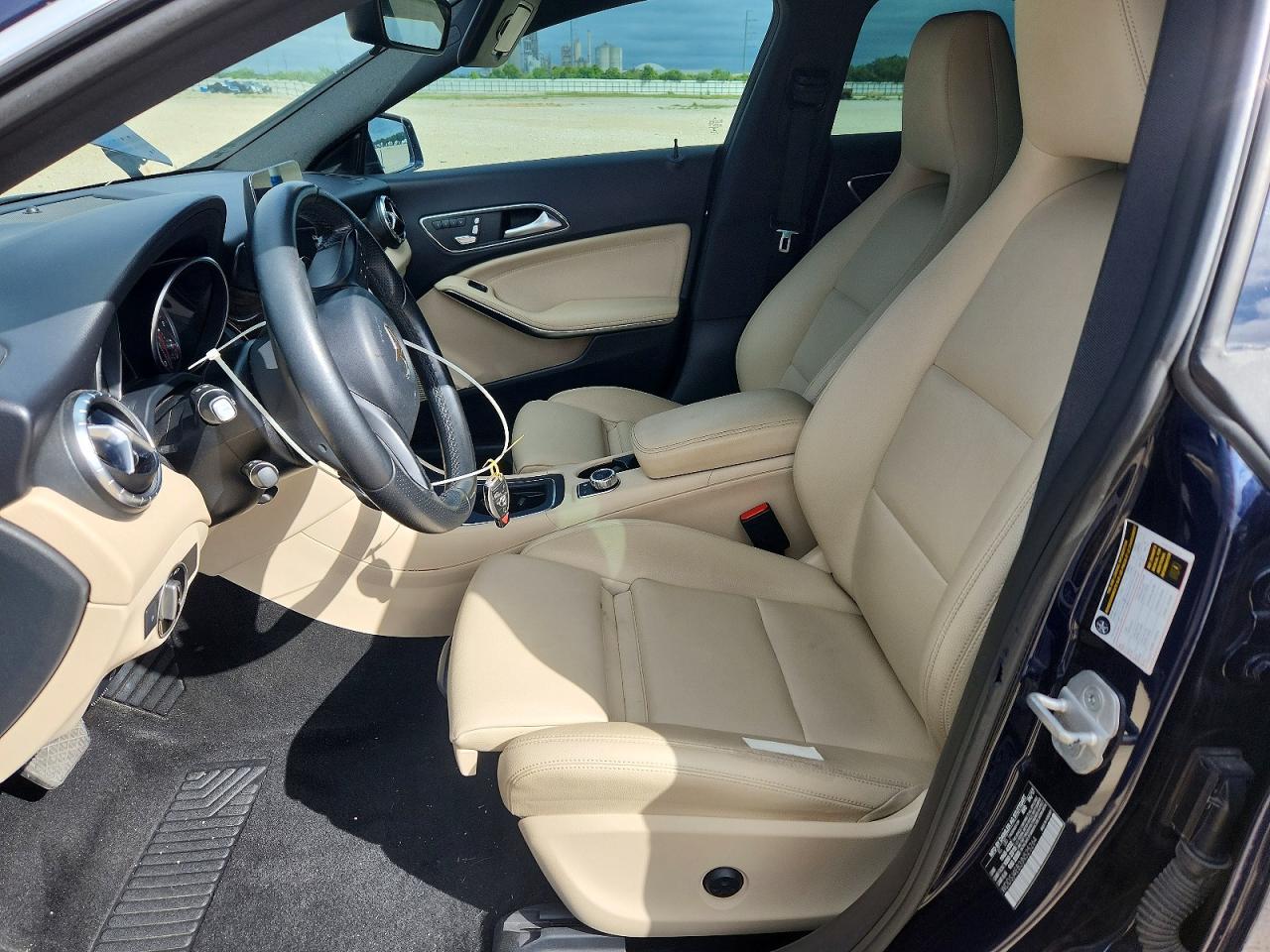 2018 MERCEDES-BENZ CLA 250 photo 13