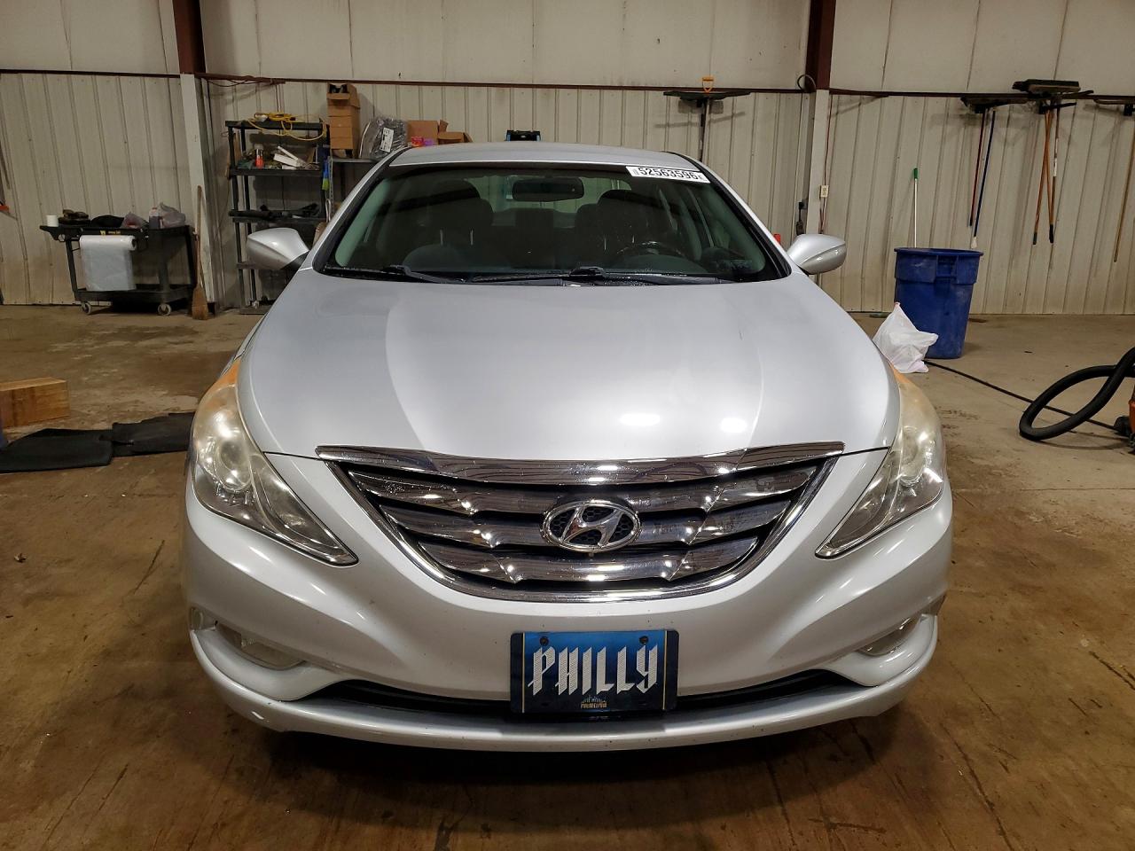 2013 HYUNDAI SONATA SE photo 9