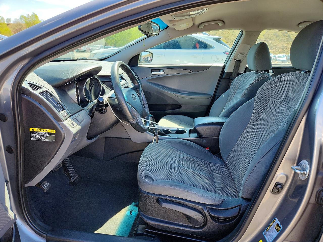 2014 HYUNDAI SONATA GLS photo 13