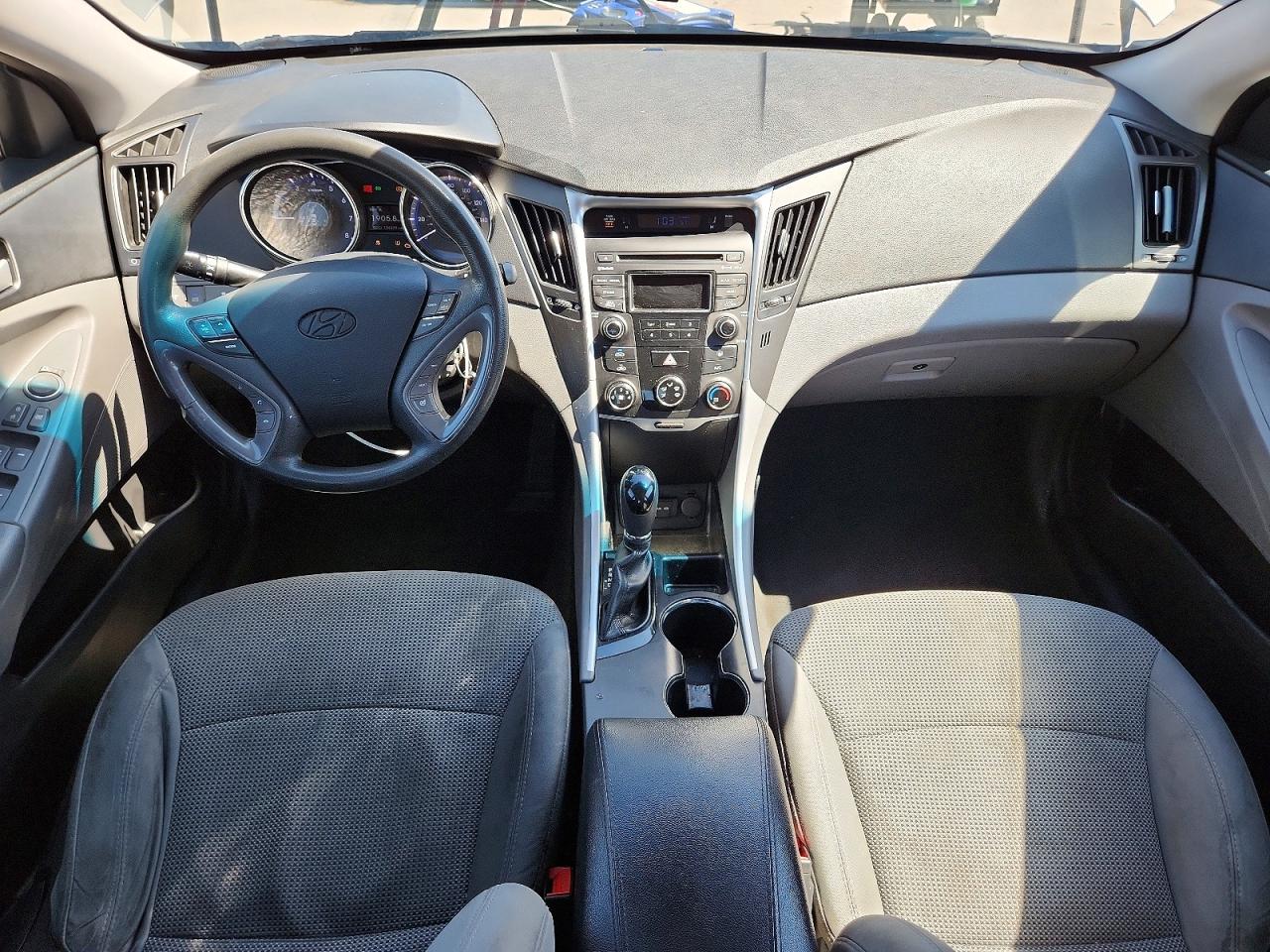 2014 HYUNDAI SONATA GLS photo 15