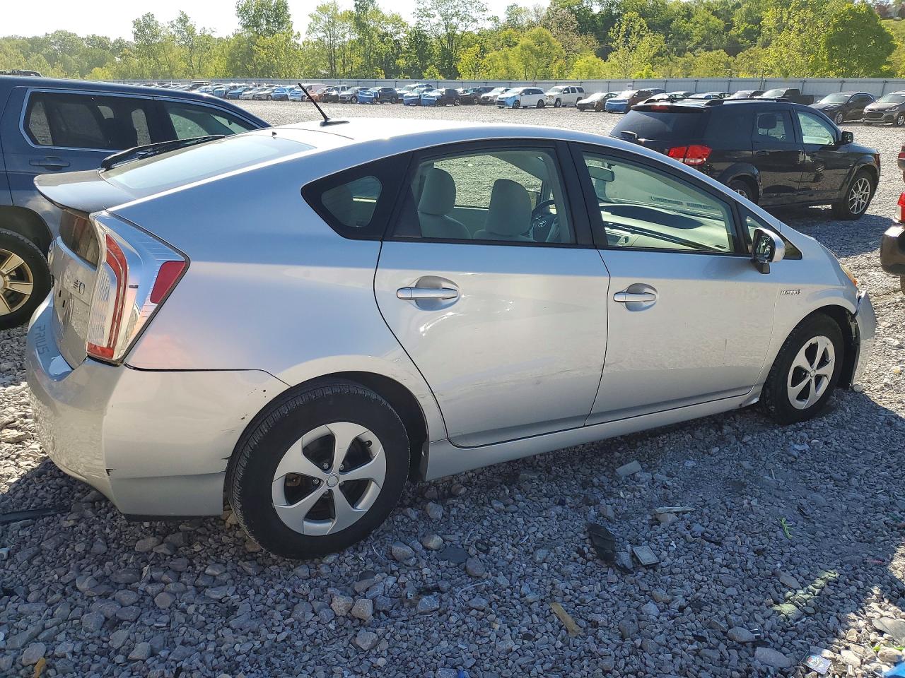 2013 TOYOTA PRIUS THREE photo 5