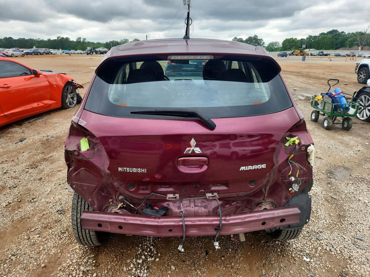 2017 MITSUBISHI MIRAGE ES photo 6