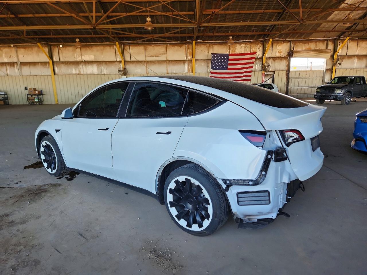 2021 TESLA MODEL Y photo 3