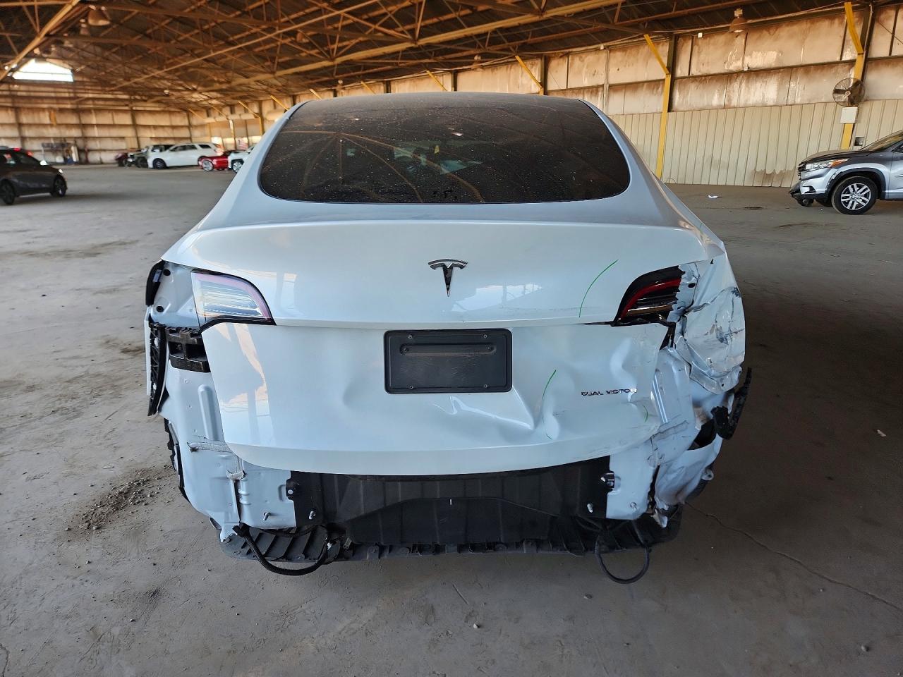 2021 TESLA MODEL Y photo 11