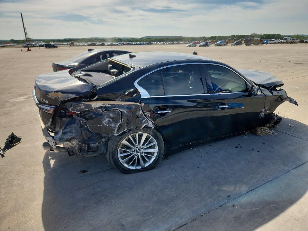 2018 INFINITI Q50 3.0T LUXE photo 5