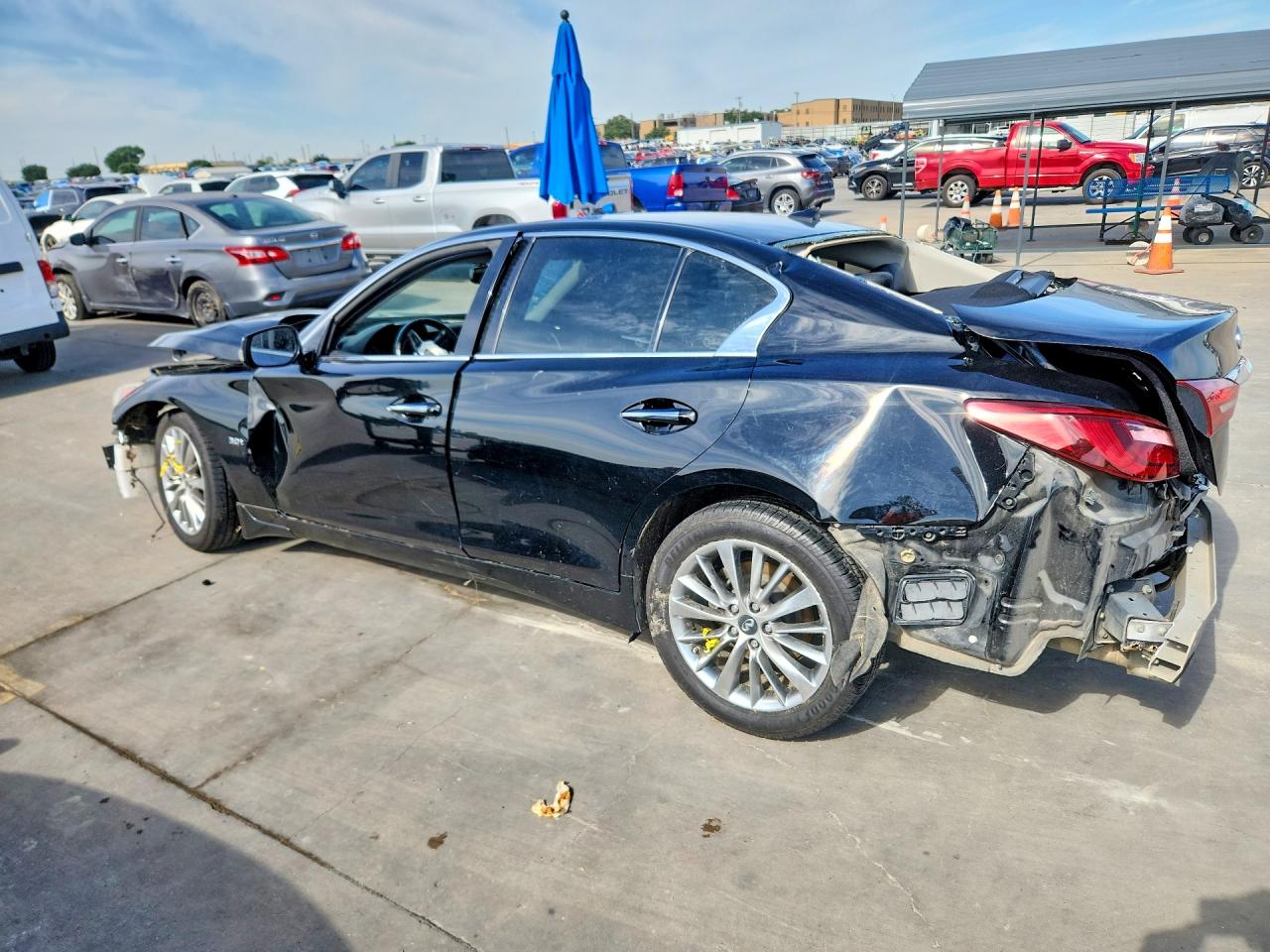 2018 INFINITI Q50 3.0T LUXE photo 3
