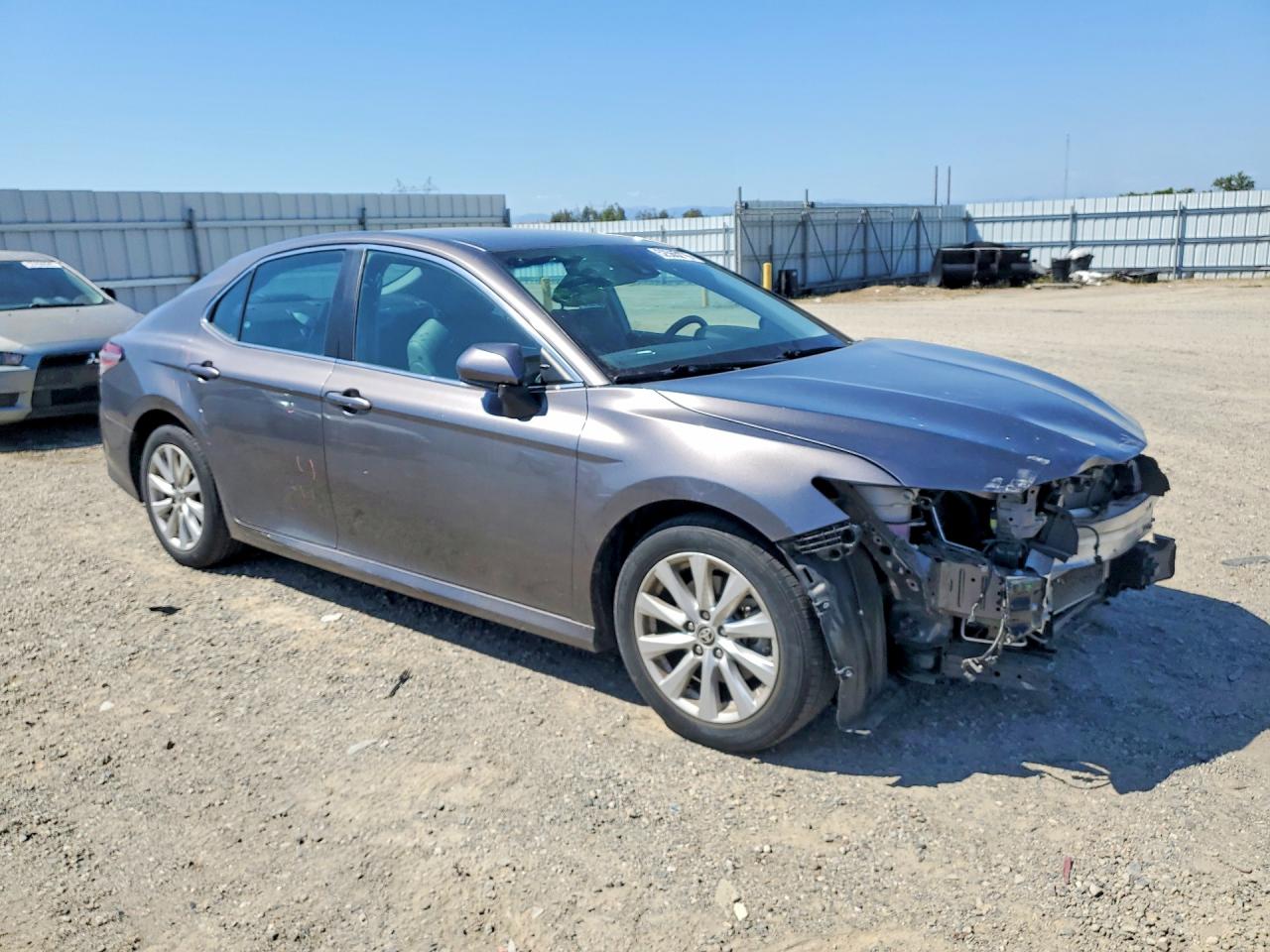 2020 TOYOTA CAMRY LE photo 7
