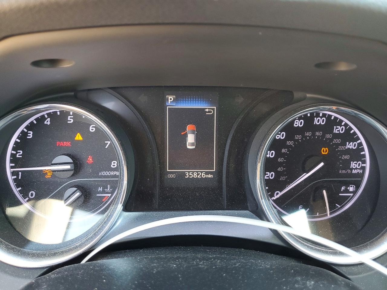 2020 TOYOTA CAMRY LE photo 17