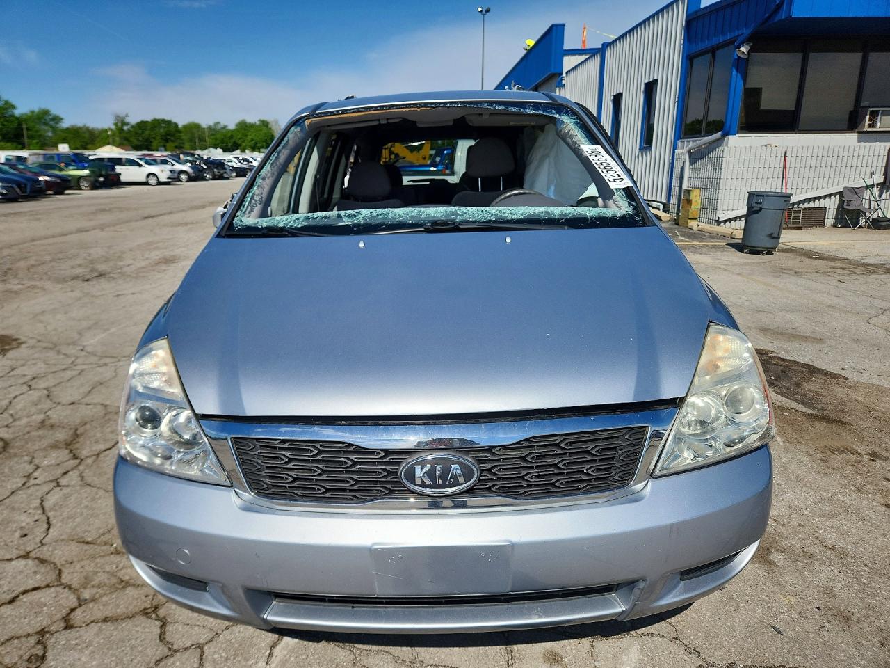 2011 KIA SEDONA LX photo 13