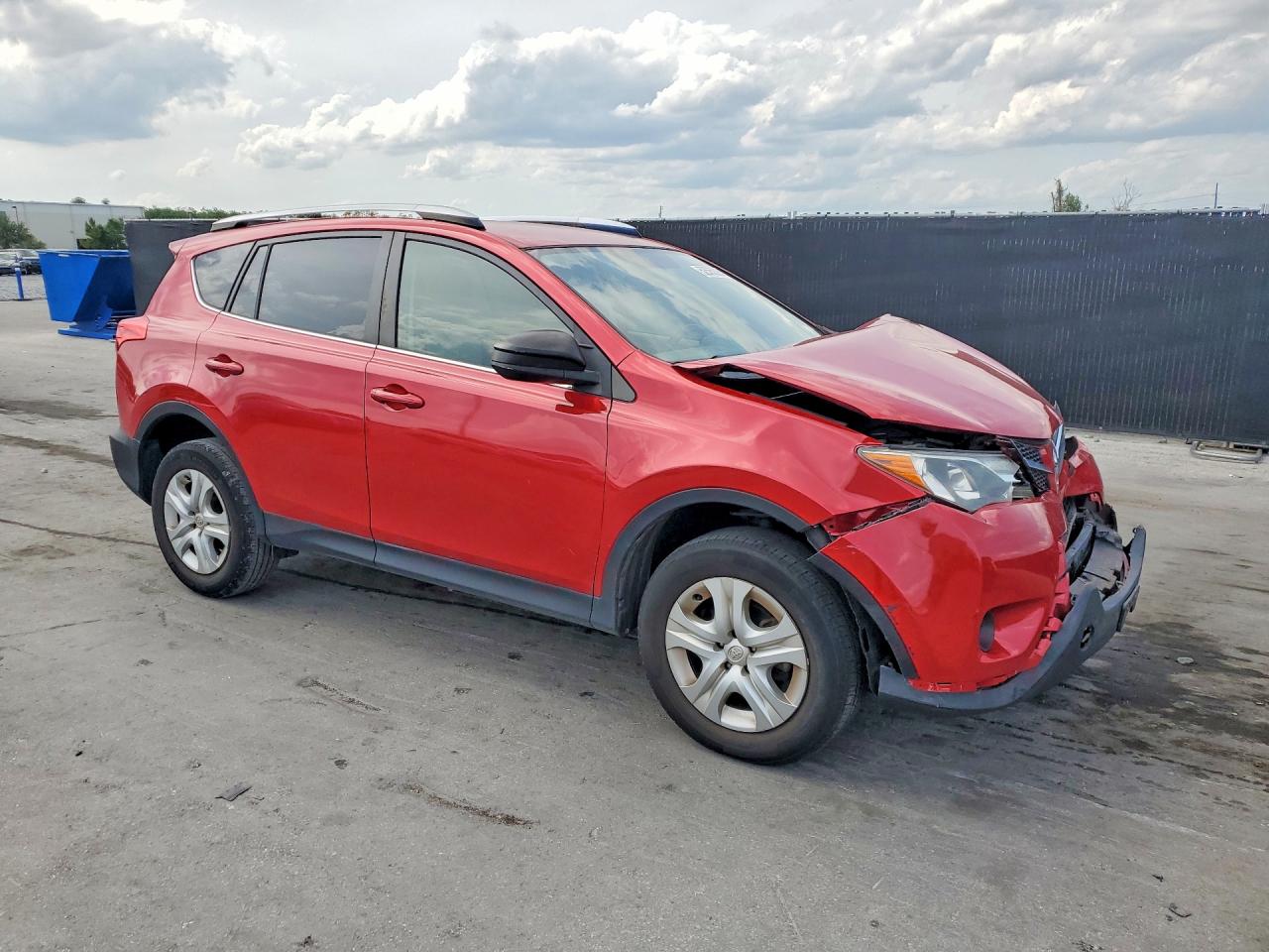 2014 TOYOTA RAV4 LE photo 7