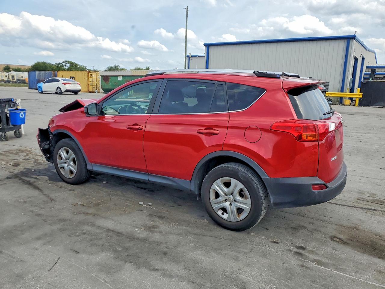 2014 TOYOTA RAV4 LE photo 3