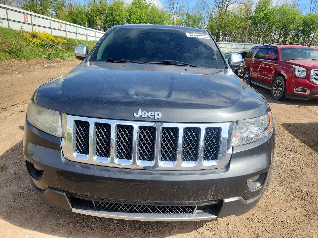 2011 JEEP GRAND CHEROKEE OVERLAND photo 13