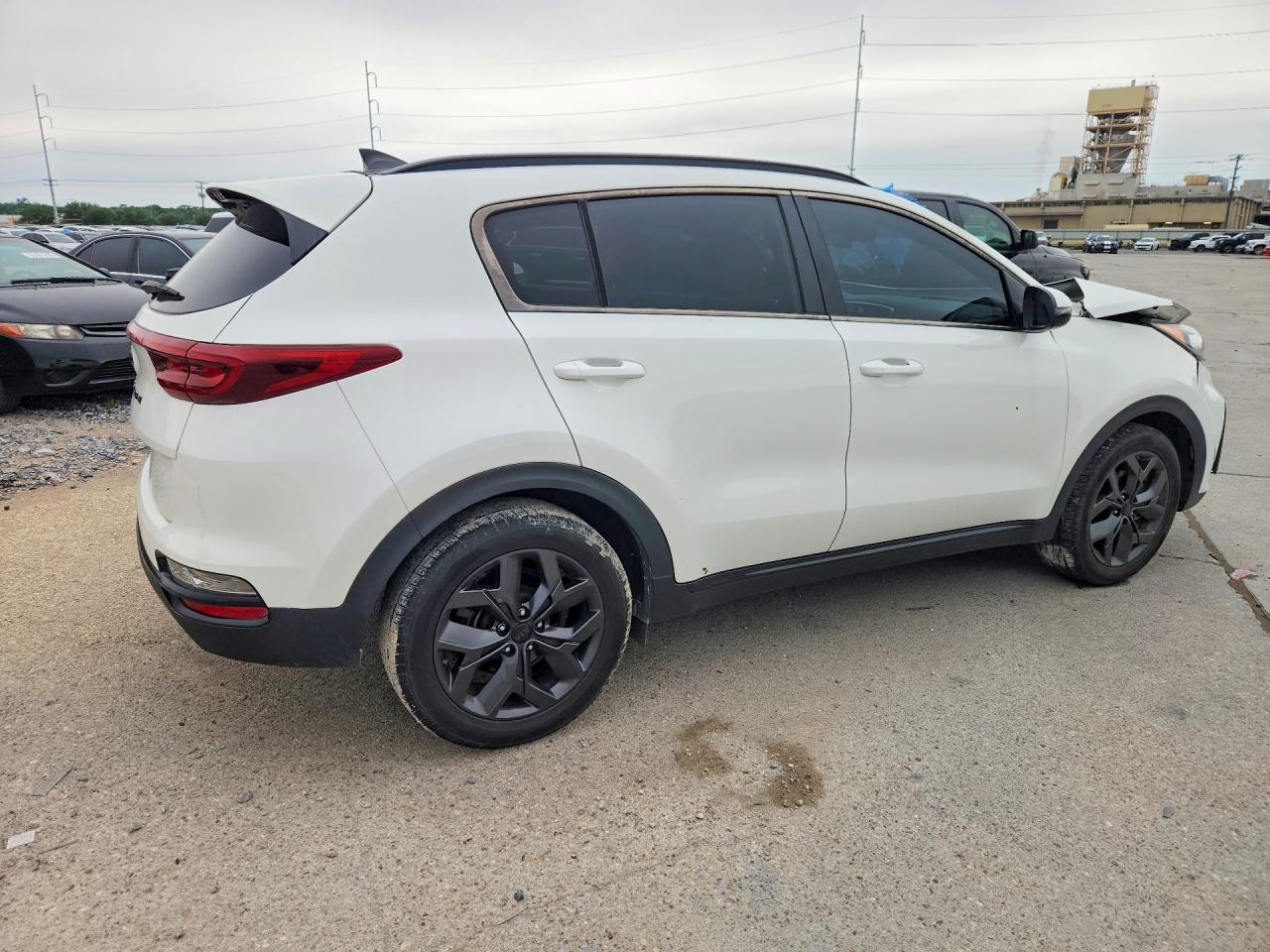 2021 KIA SPORTAGE S photo 3