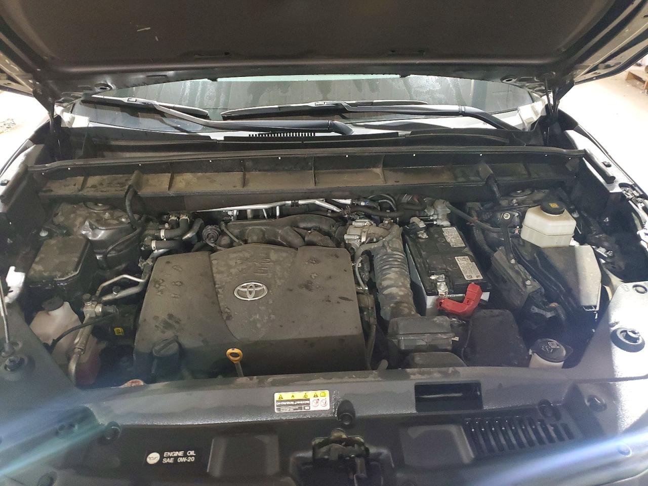 2022 TOYOTA HIGHLANDER LE photo 34