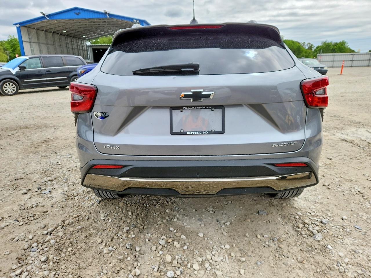 2025 CHEVROLET TRAX ACTIV photo 11