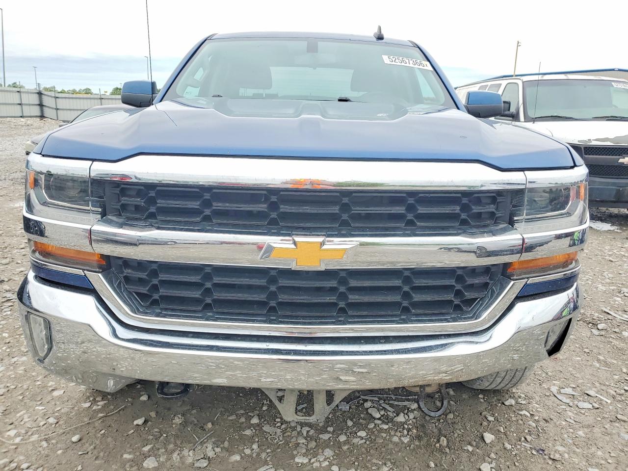 2017 CHEVROLET SILVERADO K1500 LT photo 9