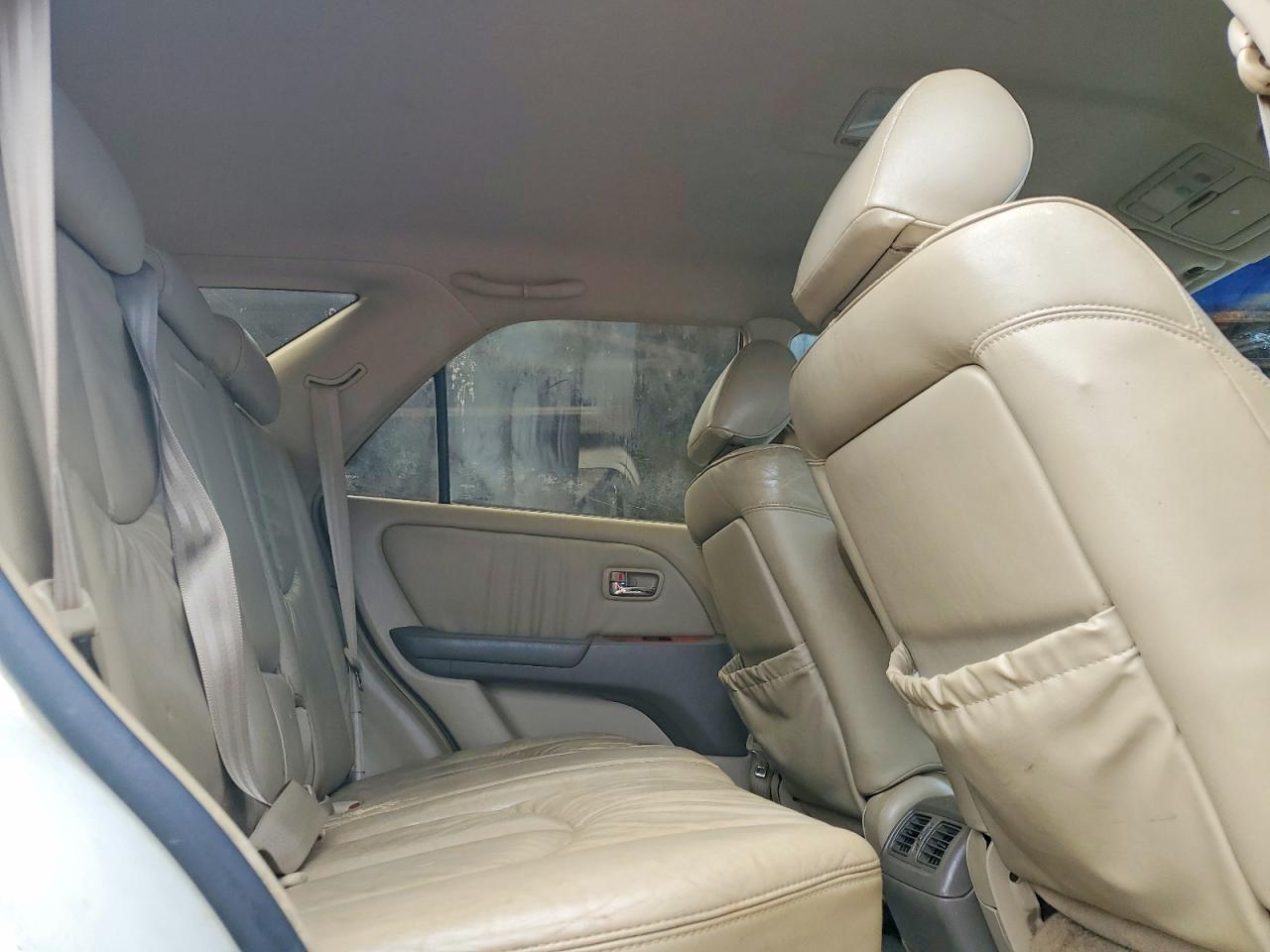 2002 LEXUS RX 300 photo 31