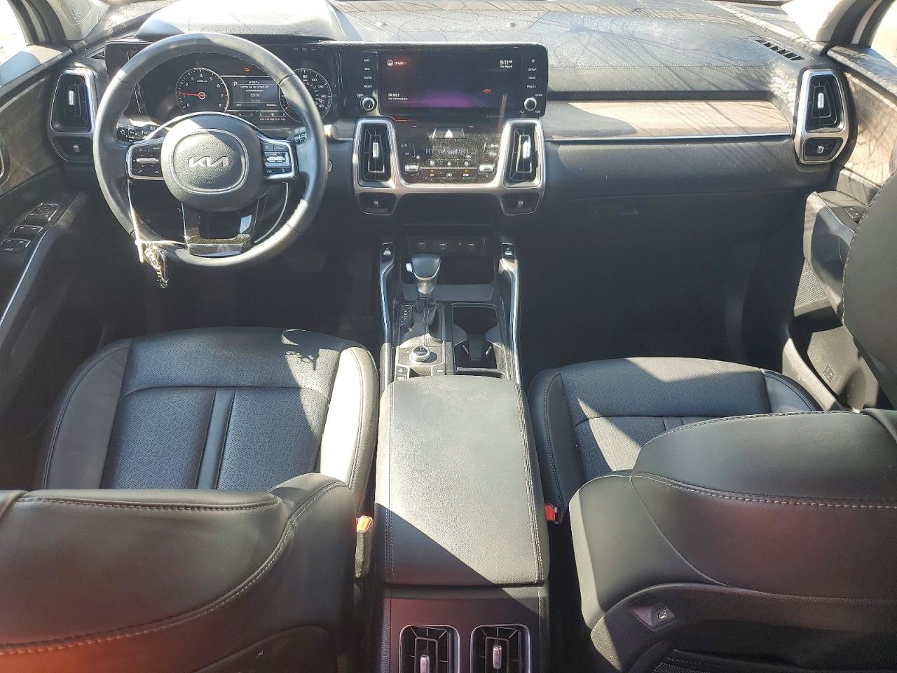 2022 KIA SORENTO EX photo 22