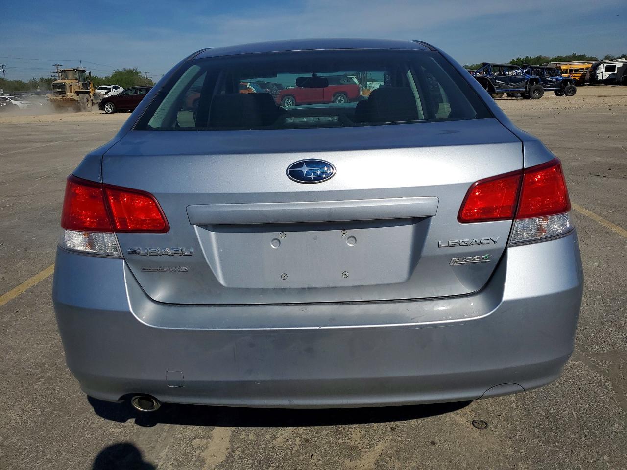 2013 SUBARU LEGACY 2.5I PREMIUM photo 11