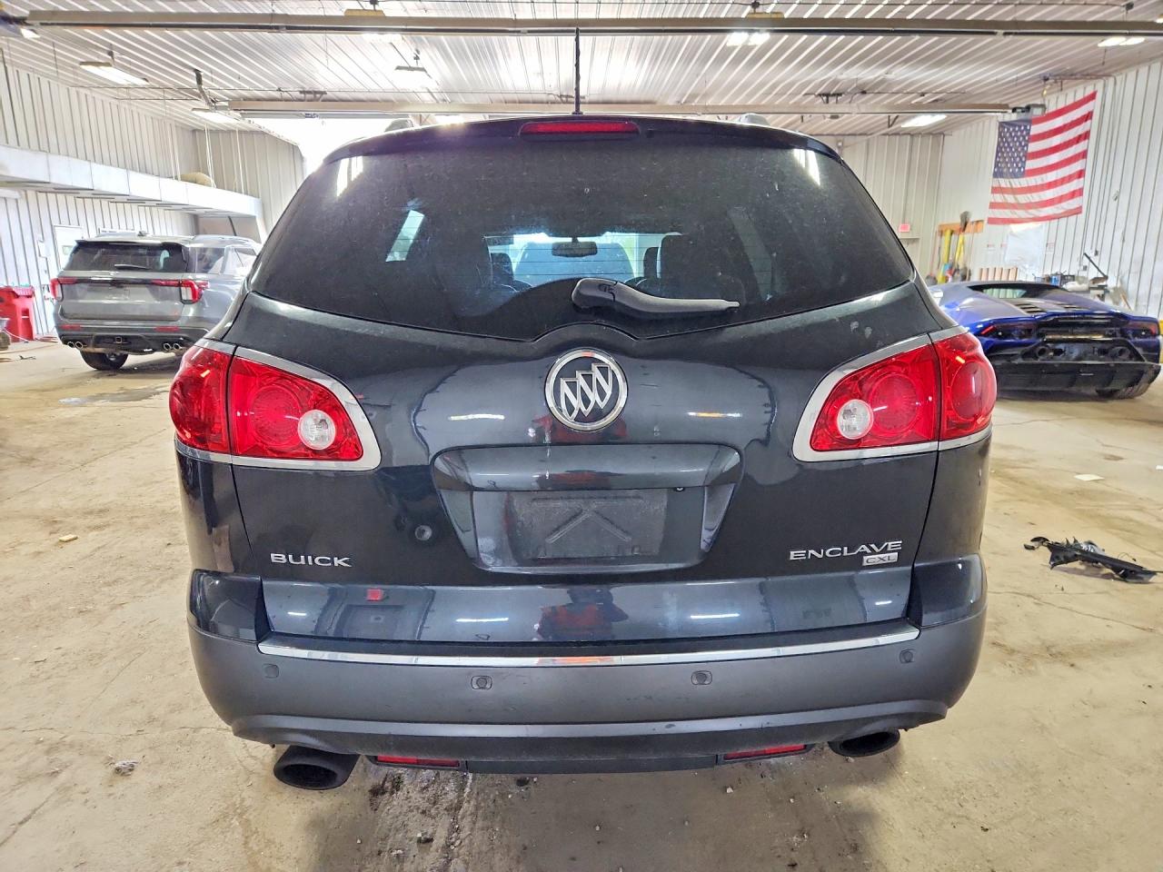 2011 BUICK ENCLAVE CXL photo 16