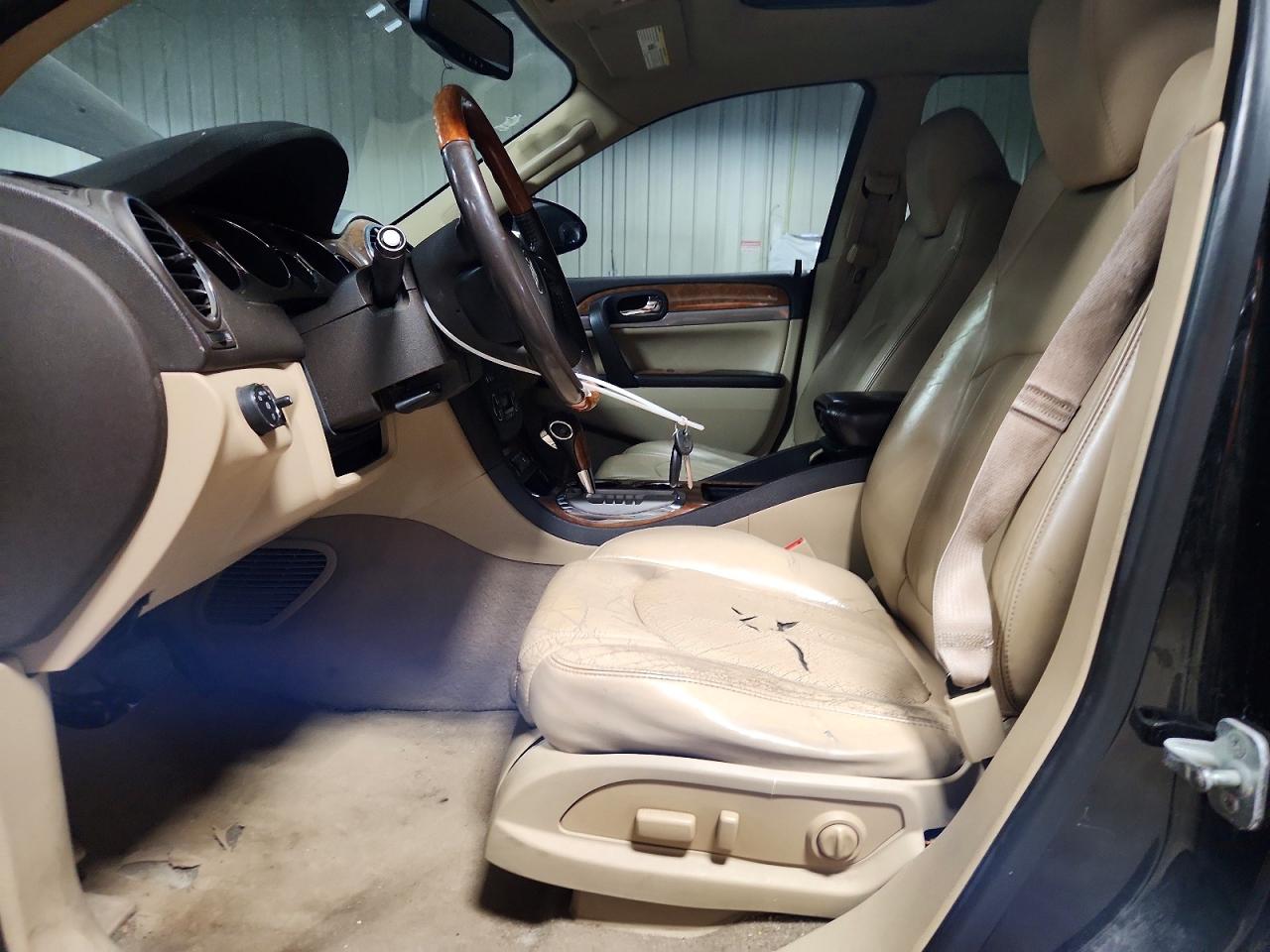 2011 BUICK ENCLAVE CXL photo 19
