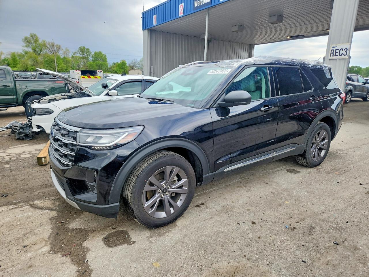 2025 FORD EXPLORER