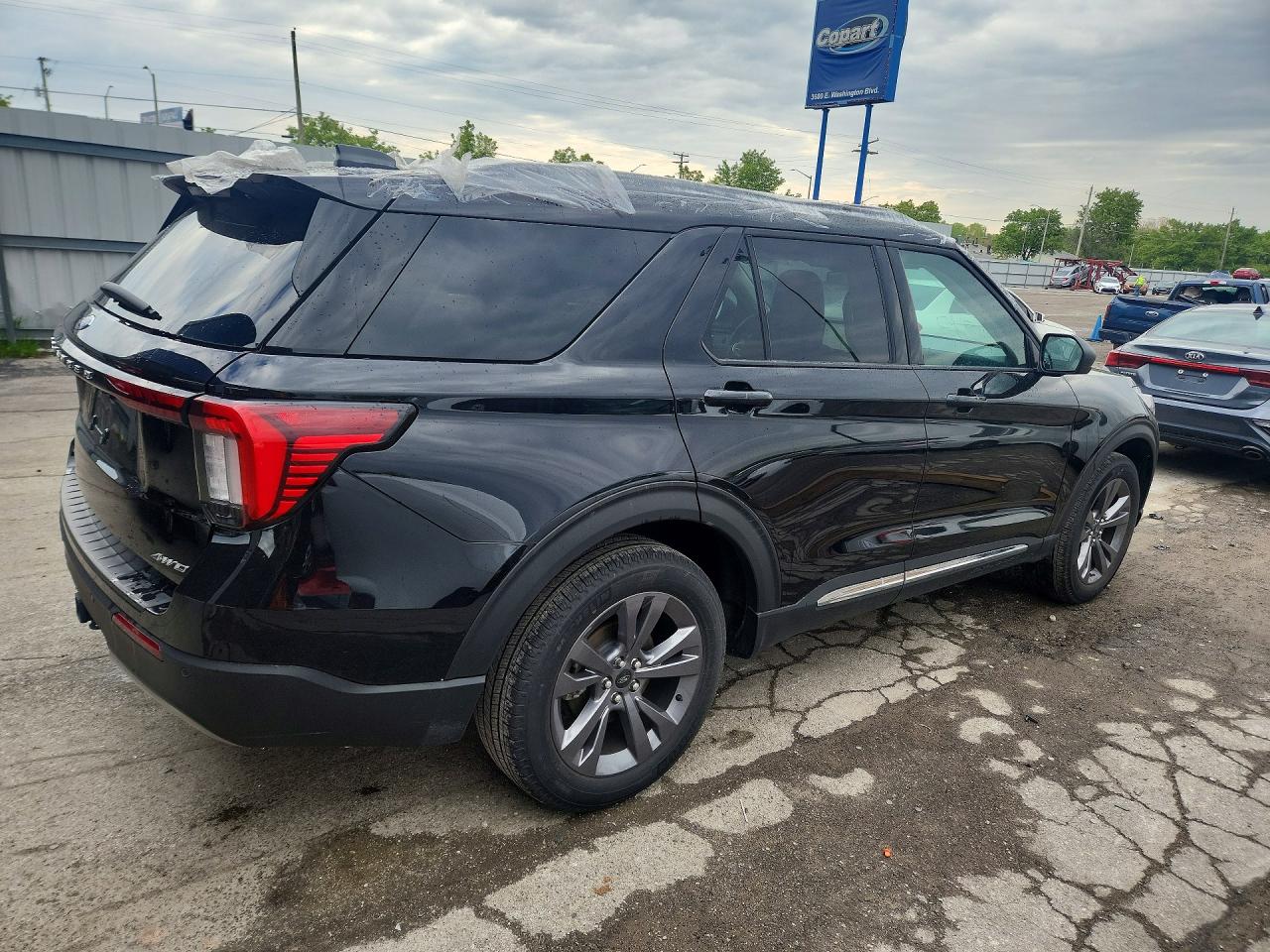 2025 FORD EXPLORER ACTIVE photo 7