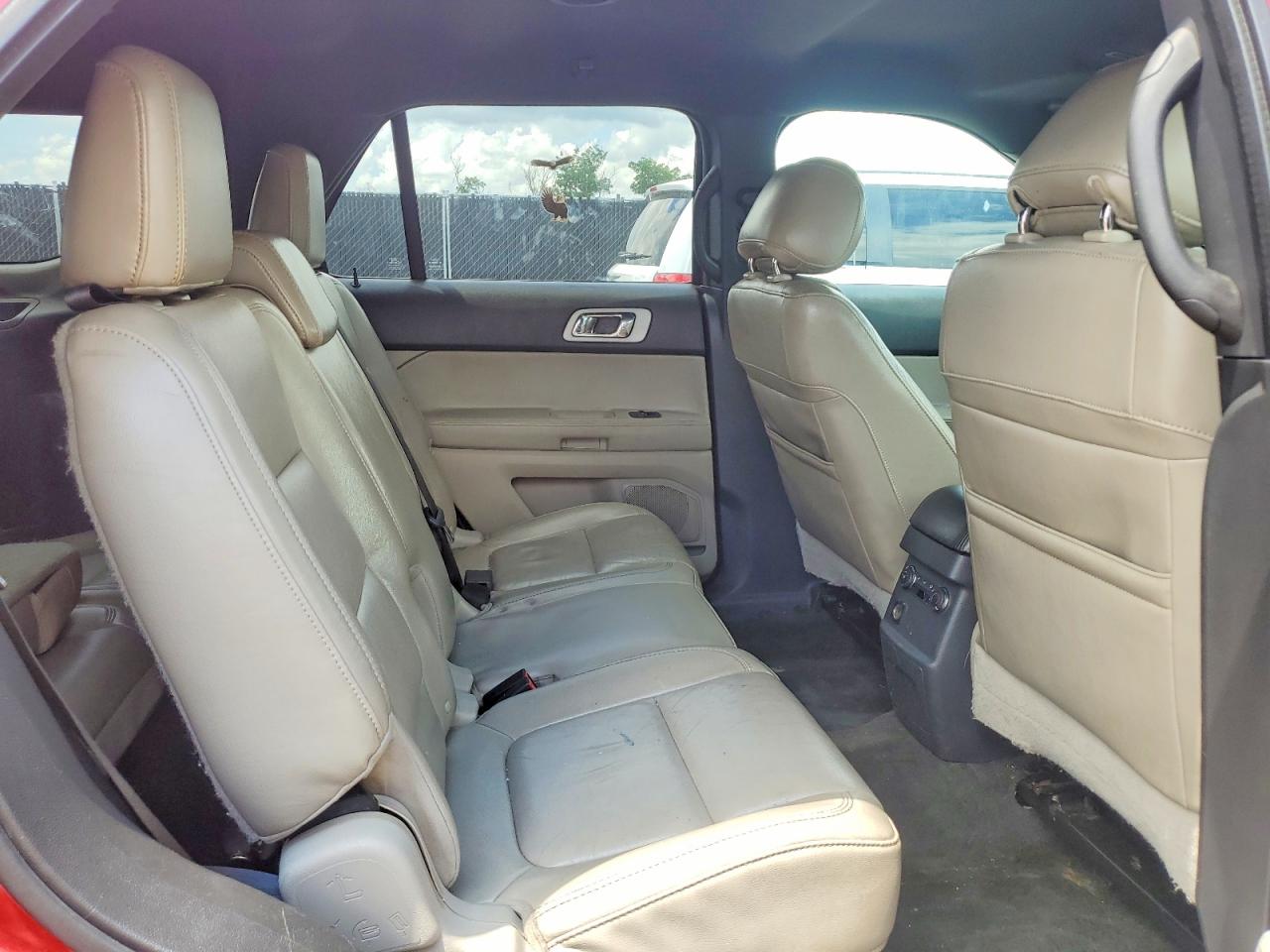 2011 FORD EXPLORER XLT photo 21