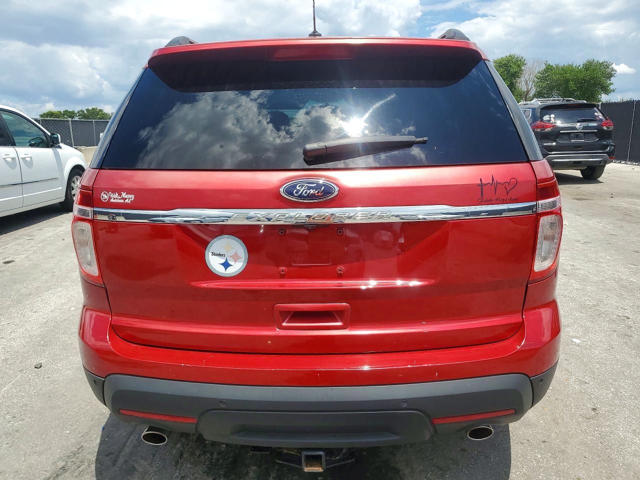 2011 FORD EXPLORER XLT photo 11