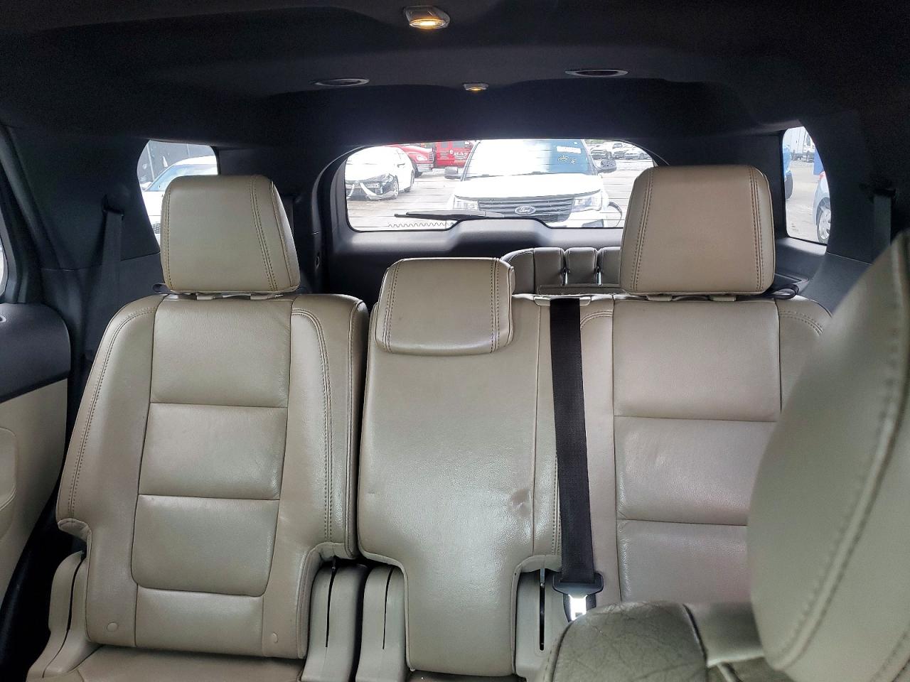 2011 FORD EXPLORER XLT photo 19