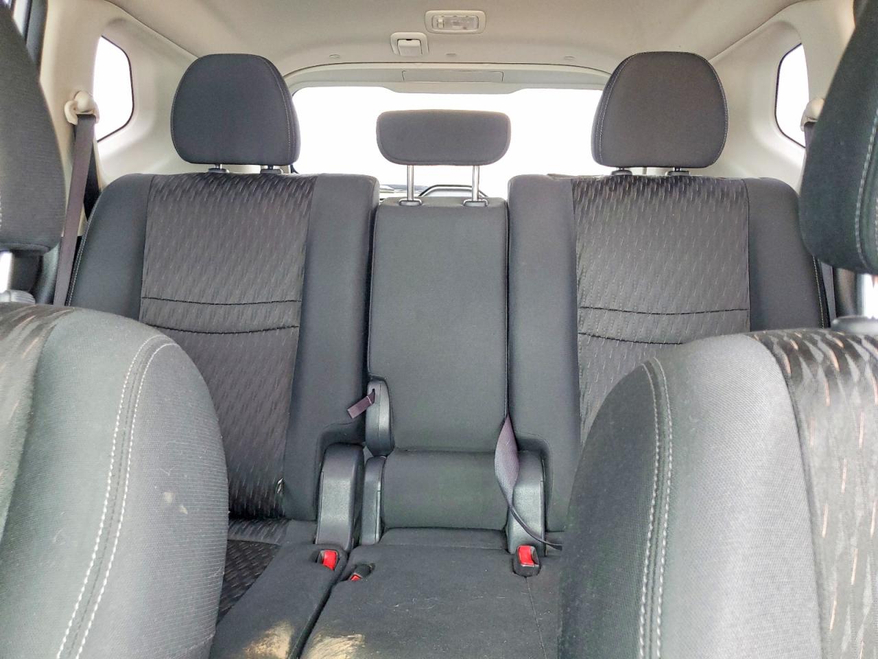 2018 NISSAN ROGUE S photo 10