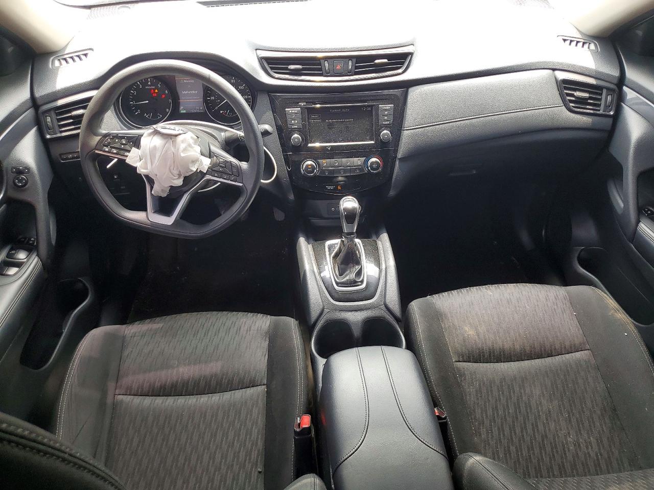 2018 NISSAN ROGUE S photo 8